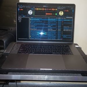 Laptop MacBook pro 2016